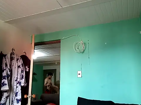 True Di online show from 09-26-25, 06:45