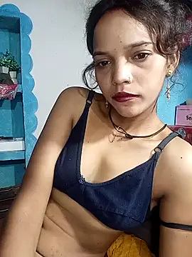 Snapshot of Bebby_Doll chatting on 09-11-25, 04:01 Bebby Doll online show from 09-11-25, 04:01