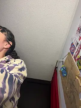 XBODTRIIPX online show from 02-01-26, 04:11