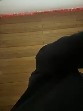 XBODTRIIPX online show from 04-22-26, 12:02