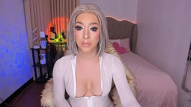 Dream Goddess online show from 12-14-25, 07:47