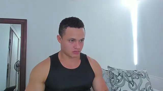 KingLevi01 online show from 06-26-26, 03:38