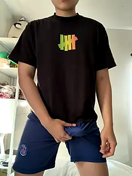 Pikachu19yo online show from 10-22-25, 04:51