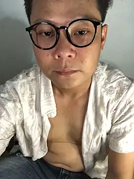 Snapshot of datnguyenvn chatting on 02-09-26, 08:18 datnguyenvn online show from 02-09-26, 08:18