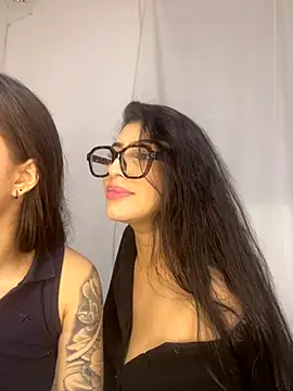 Sweet and Rous0 online show from 10-27-25, 03:43