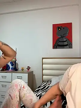 Snapshot of Sweet_and_Rous0 chatting on 07-03-26, 01:23 Sweet and Rous0 online show from 07-03-26, 01:23