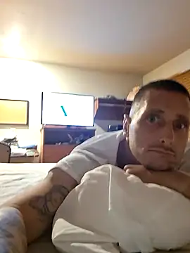 Snapshot of majestic4u chatting on 07-27-26, 10:22 majestic4u online show from 07-27-26, 10:22