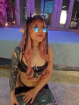 BizzyNoar online show from 10-05-25, 08:40