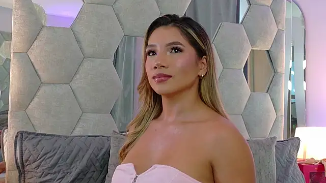 NicoleArmani online show from 02-08-26, 08:23