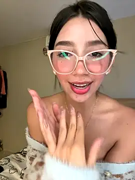 Snapshot of Min_junn chatting on 09-14-25, 03:05 Min junn online show from 09-14-25, 03:05