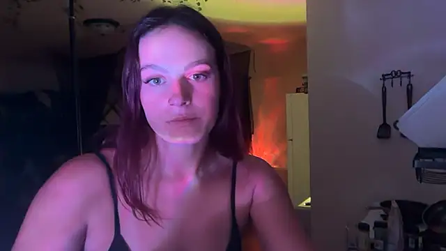 Snapshot of 7theSorceress chatting on 10-07-25, 04:09 7theSorceress online show from 10-07-25, 04:09