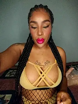 Queen Amara online show from 11-16-25, 02:50