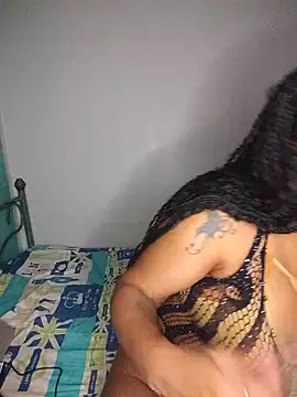 Queen Amara online show from 05-21-26, 03:57