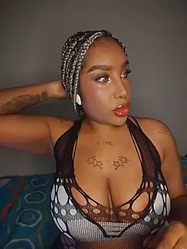 Queen Amara online show from 06-07-26, 04:38
