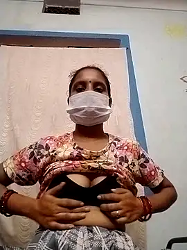 Snapshot of Komal-Rajput chatting on 09-10-25, 06:08 Komal-Rajput online show from 09-10-25, 06:08