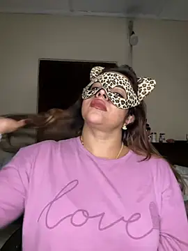 SLNatasha online show from 04-25-26, 01:41