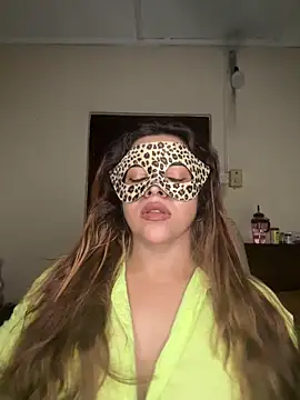 SLNatasha online show from 04-28-26, 04:06