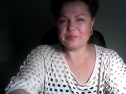 Snapshot of EllaLove2277 chatting on 09-16-25, 06:20 EllaLove2277 online show from 09-16-25, 06:20