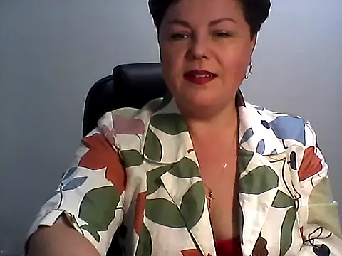 Snapshot of EllaLove2277 chatting on 10-16-25, 06:25 EllaLove2277 online show from 10-16-25, 06:25