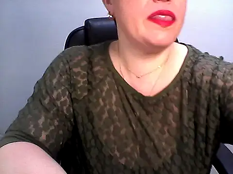 Snapshot of EllaLove2277 chatting on 02-09-26, 07:12 EllaLove2277 online show from 02-09-26, 07:12