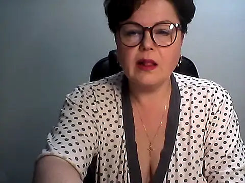 Snapshot of EllaLove2277 chatting on 02-22-26, 05:44 EllaLove2277 online show from 02-22-26, 05:44