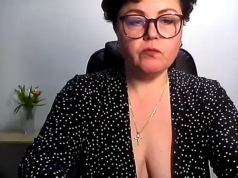 Snapshot of EllaLove2277 chatting on 03-07-26, 06:16 EllaLove2277 online show from 03-07-26, 06:16