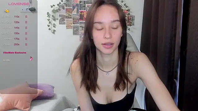 Snapshot of _Alissaa chatting on 11-28-25, 11:57 Alissaa online show from 11-28-25, 11:57