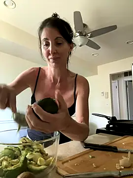 Snapshot of NurseStephania chatting on 09-18-25, 03:47 NurseStephania online show from 09-18-25, 03:47