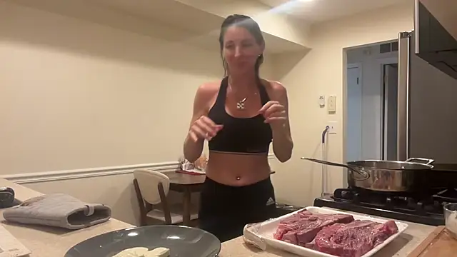 Snapshot of NurseStephania chatting on 10-03-25, 12:07 NurseStephania online show from 10-03-25, 12:07