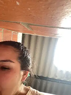 Snapshot of amberbakee chatting on 12-16-25, 03:50 amberbakee online show from 12-16-25, 03:50