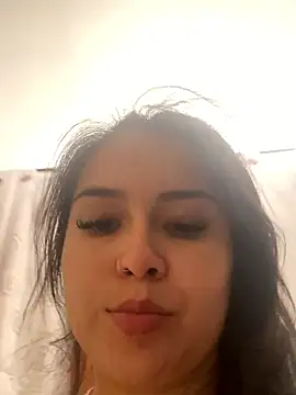 Snapshot of amberbakee chatting on 12-20-25, 02:46 amberbakee online show from 12-20-25, 02:46