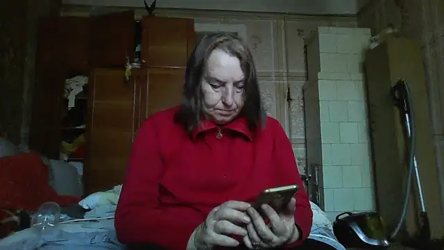 AnnaLive570 online show from 10-22-25, 08:25