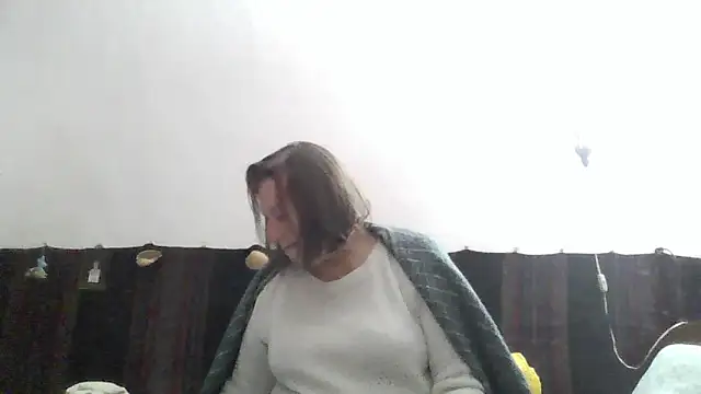 AnnaLive570 online show from 04-28-26, 03:00