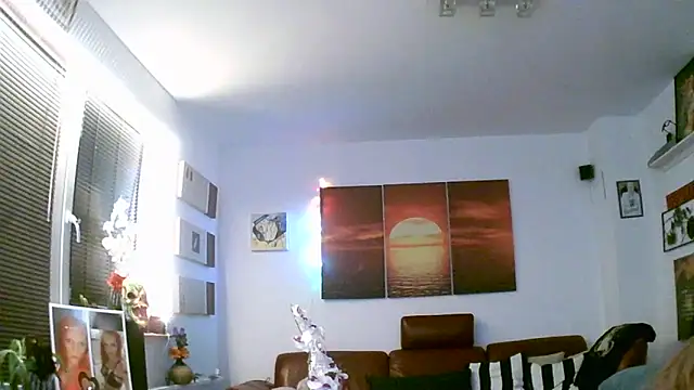 hellgirl1980 online show from 11-02-25, 11:29