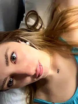 Sashailardi online show from 10-21-25, 09:48