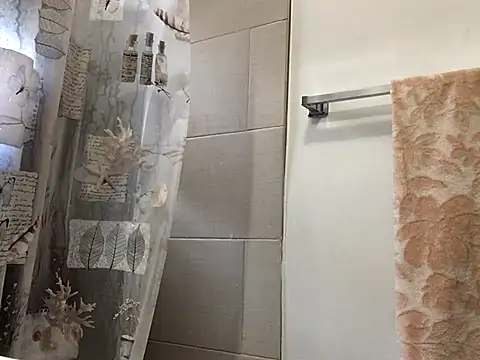 littyleesh1 online show from 10-03-25, 02:47