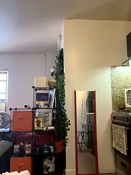 littyleesh1 online show from 10-09-25, 09:13