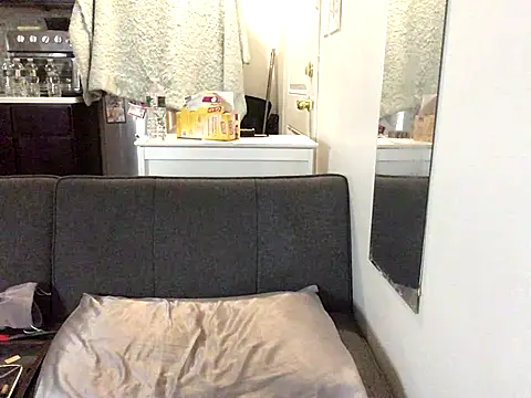 littyleesh1 online show from 12-04-25, 05:28