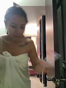 charlottekiss99 online show from 04-27-26, 03:32