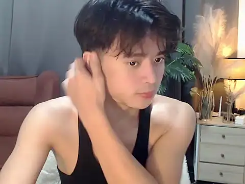 NautyBoyBrazeen 143 online show from 04-26-26, 08:12