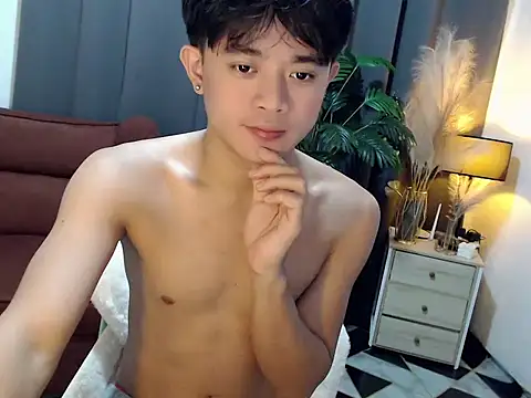 NautyBoyBrazeen 143 online show from 04-27-26, 03:26