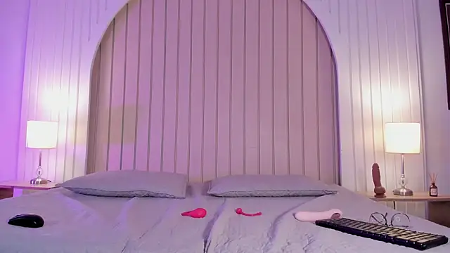 Snapshot of maria_gil chatting on 11-25-25, 11:32 maria gil online show from 11-25-25, 11:32