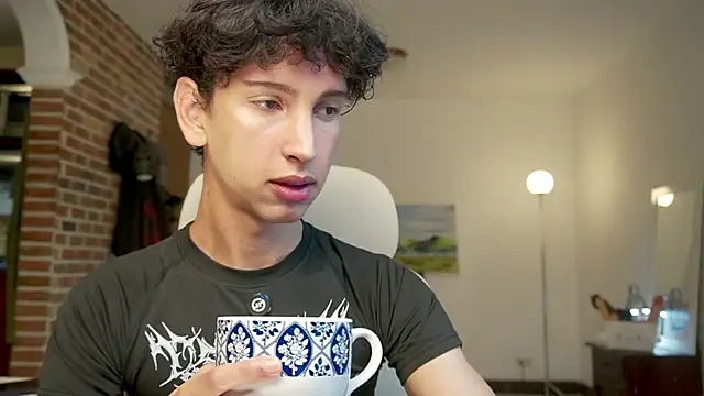 Snapshot of boream chatting on 09-13-25, 10:59 boream online show from 09-13-25, 10:59