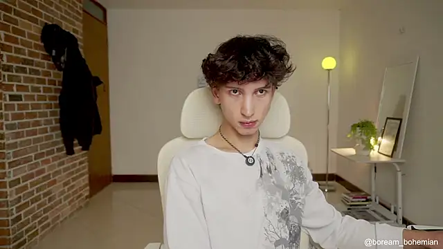 Snapshot of boream chatting on 10-06-25, 12:35 boream online show from 10-06-25, 12:35