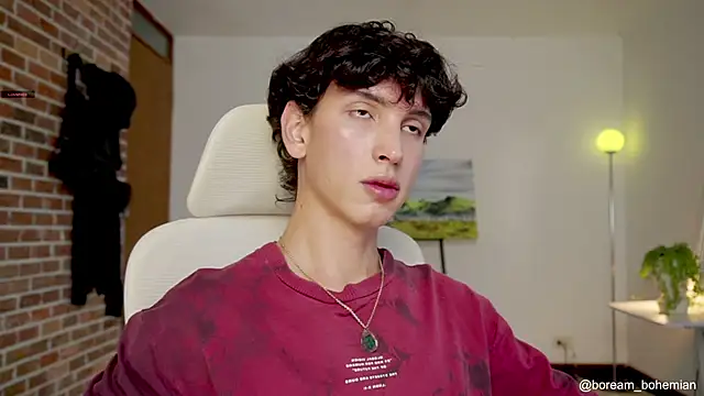 Snapshot of boream chatting on 10-28-25, 03:14 boream online show from 10-28-25, 03:14