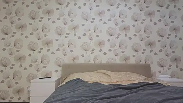 Annabel theMoon online show from 11-21-25, 04:00