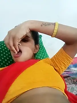 Snapshot of Km_shilpa chatting on 09-13-25, 07:08 Km shilpa online show from 09-13-25, 07:08