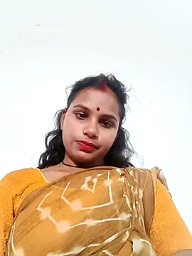 Snapshot of Km_shilpa chatting on 10-22-25, 07:19 Km shilpa online show from 10-22-25, 07:19