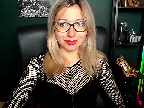 loveHeidi online show from 08-03-26, 04:22