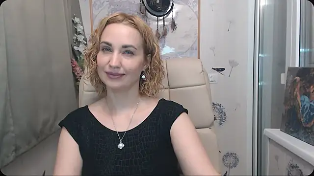 KatrinAlluring online show from 11-14-25, 04:33